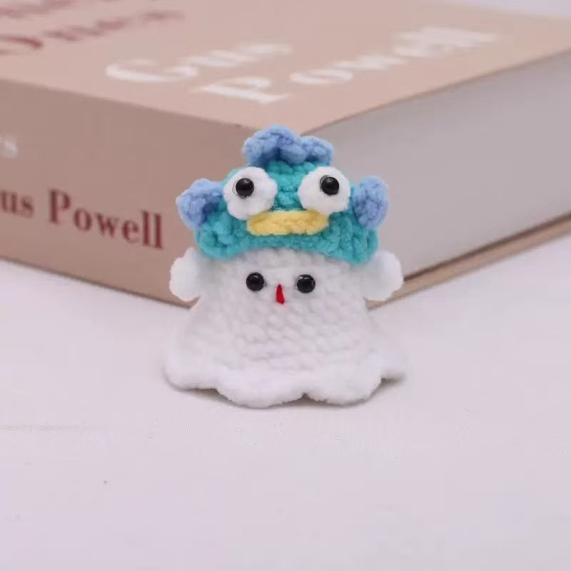 Handmade Crochet Ghost Fish Keychain – Cute White Mini Plush Animal Bag Charm 👻🐟