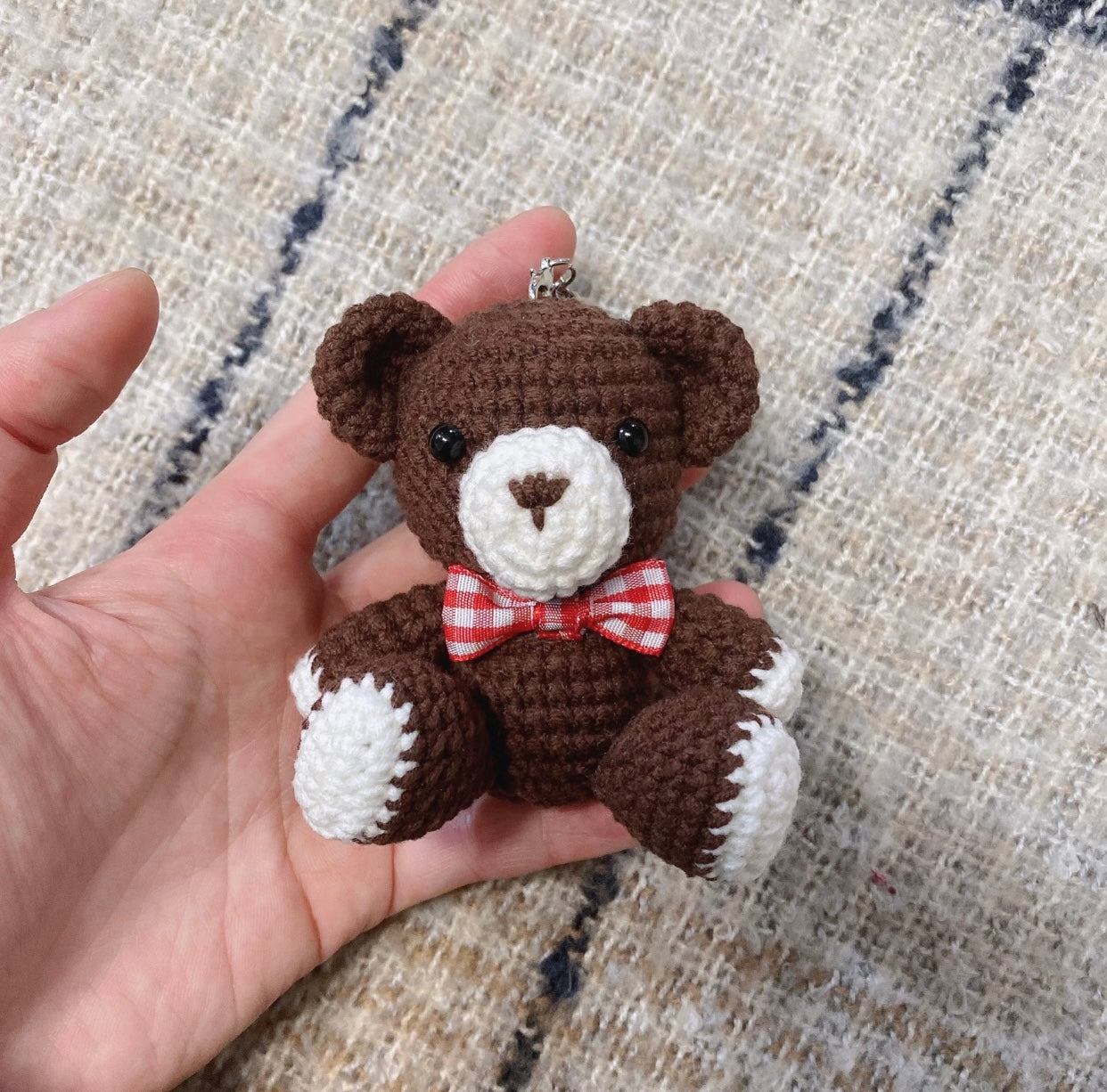 Handmade Crochet Teddy Bear Keychain – Cute Brown Yarn Plush Bag Charm