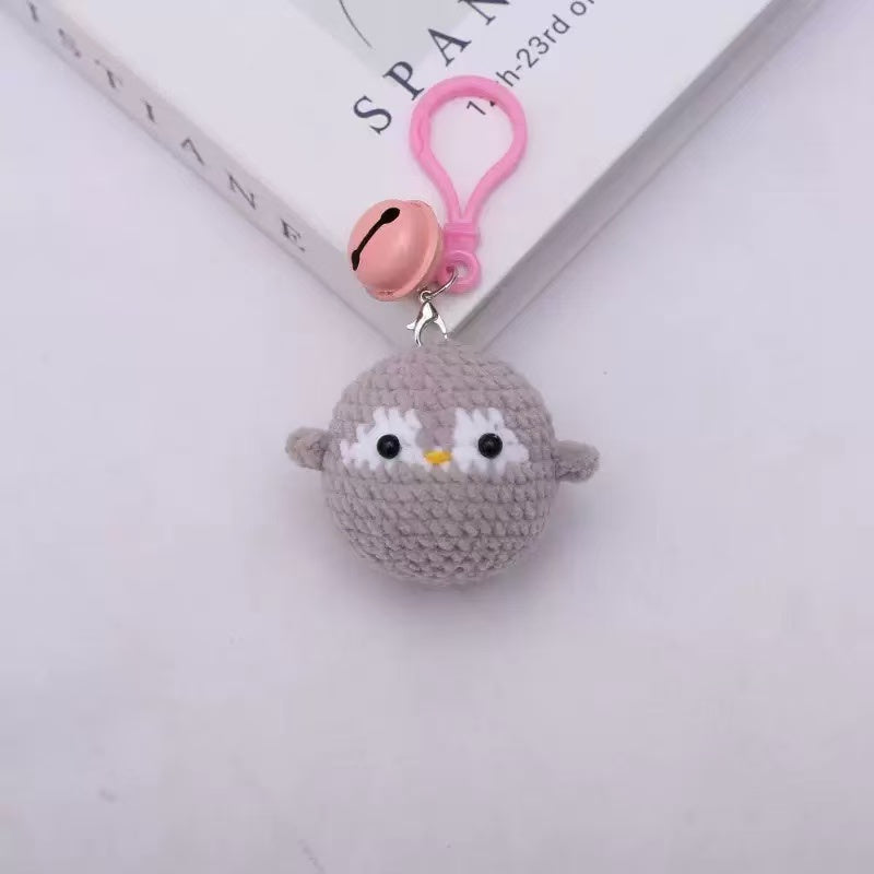 Handmade Crochet Gray Bird Keychain – Cute Grey Mini Plush Animal Bag Charm 🐦