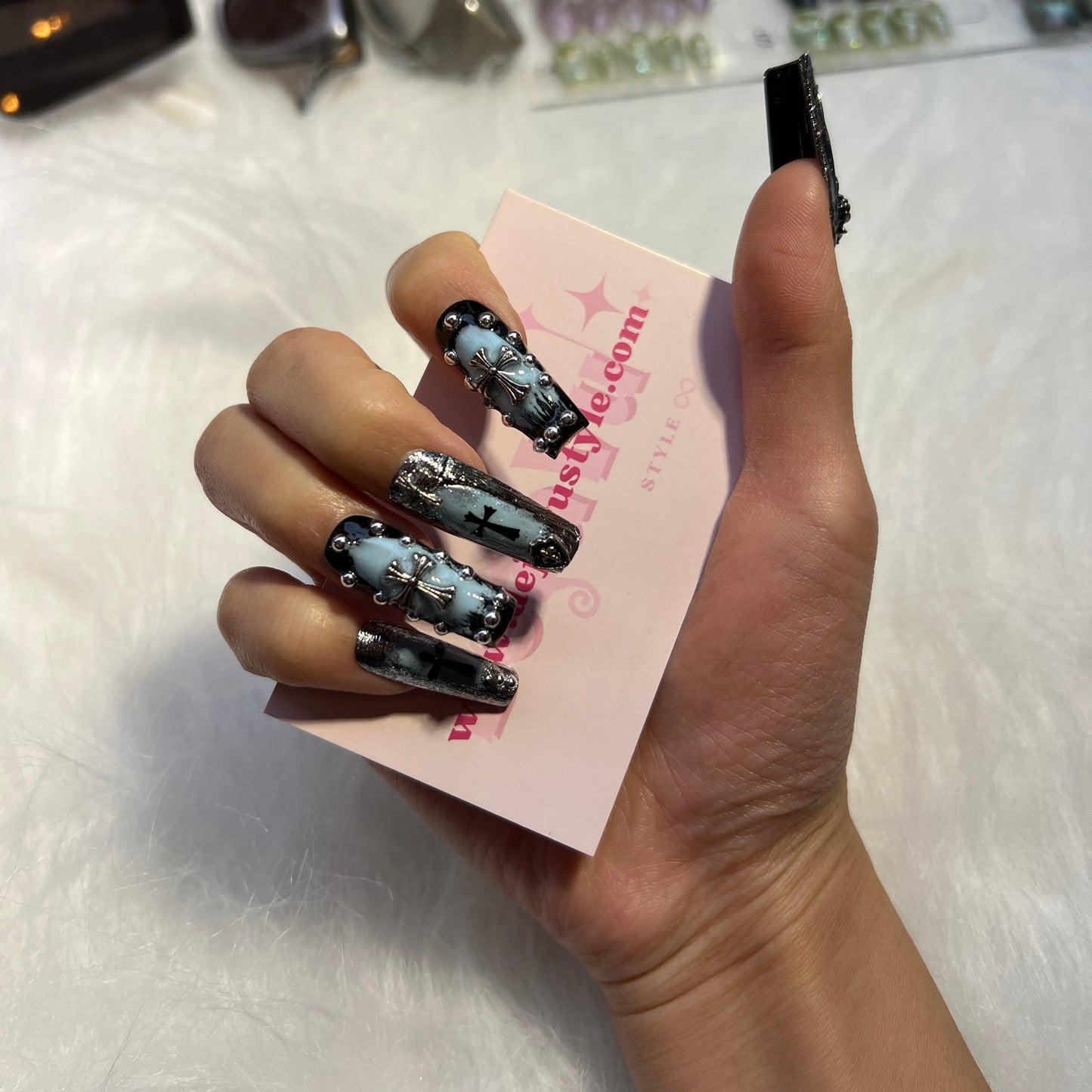 267 Starry Ombre Nails