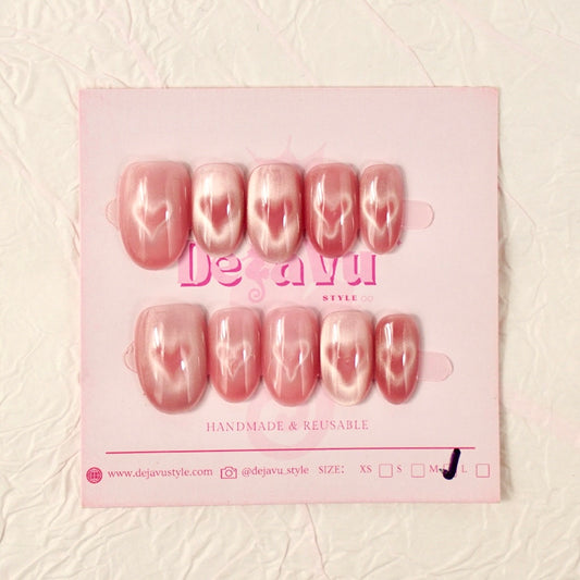 544 Pink Velvet Heart Nails