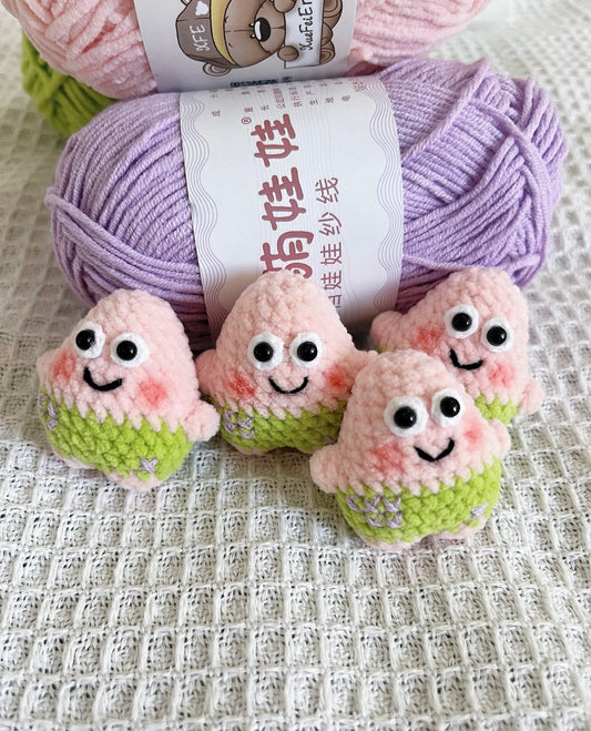 Handmade Crochet Patrick Star Doll – Cute Pink Plush Keychain Toy