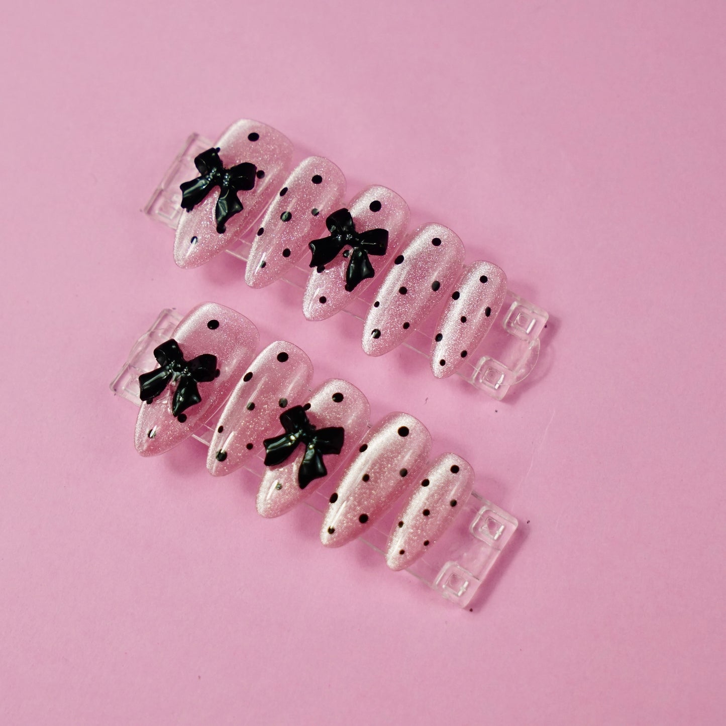 270 Onyx Gleam Nails