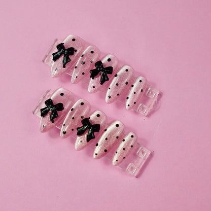 270 Onyx Gleam Nails