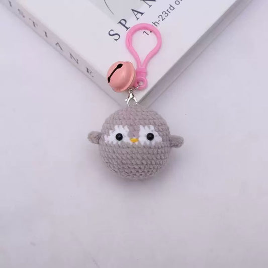 Handmade Crochet Gray Bird Keychain – Cute Grey Mini Plush Animal Bag Charm 🐦