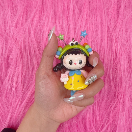 220 Pearlescent Chrome Hearts Nail Art